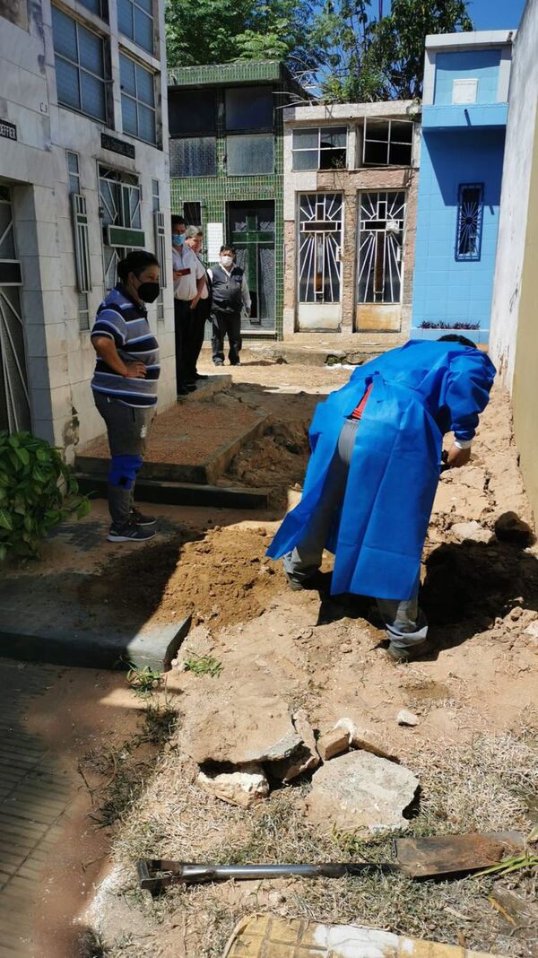 Exhuman cuerpo de la joven madre arrollada en Piribebuy - Periodísticamente - ABC Color