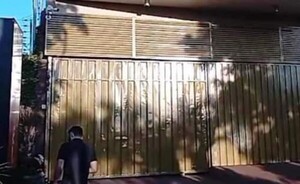 Mujer asesina de 26 puñaladas a un mototaxista en un motel