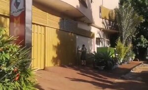 Matan de 26 puñaladas a hombre dentro de motel - Noticiero Paraguay