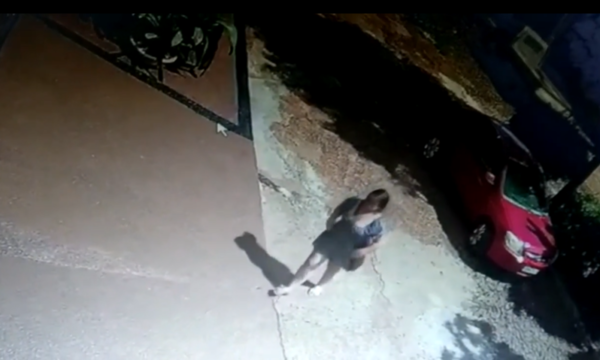 (VIDEO). Un hombre fue asesinado de 26 puñaladas en un motel de Ciudad del Este