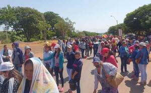 Declaran asueto distrital en Arroyito por manifestación de docentes y campesinos - 1000 Noticias