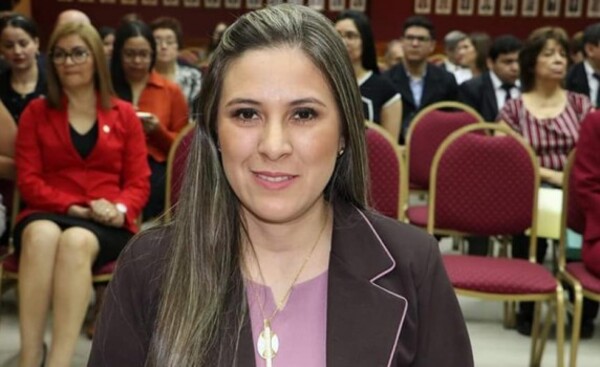 Procesan a septuagenario por golpear con palo a su perra embarazada