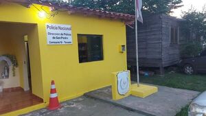 A punta de pistola metió a joven a yuyal para abusar de ella