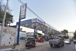 Petropar anuncia reabastecimiento de productos tras faltas en algunas estaciones - Radio Imperio