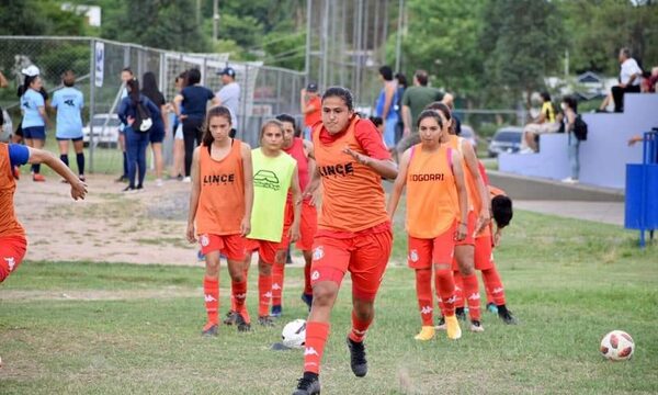 GENERAL CABALLERO VISITA A GUAIREÑA EN VILLARRICA