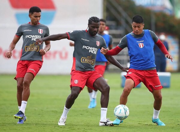 Perú prepara la primera final ante Uruguay con 26 jugadores - El Independiente