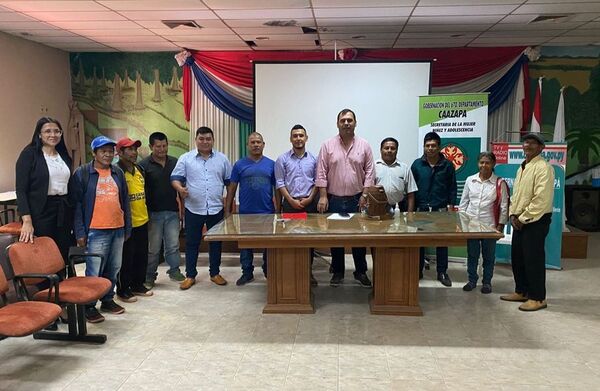 Gobernación impulsa proyectos para el desarrollo de comunidades indígenas - Noticiero Paraguay