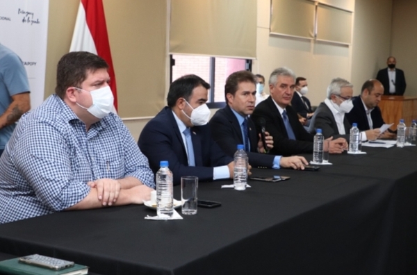 Autoridades analizaron el proyecto de ley de fondo de estabilización de precios de combustibles | Lambaré Informativo