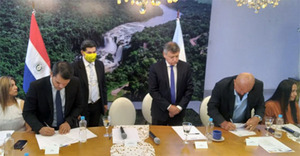 Firman carta intención de construcción de puente entre Presidente Franco y Puerto Iguazú | DIARIO PRIMERA PLANA