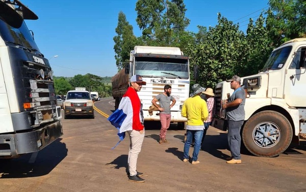 Transportistas retoman protestas en rutas