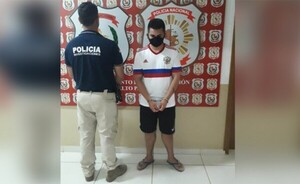 Detienen a asaltante con partes de automóvil robado durante un asalto