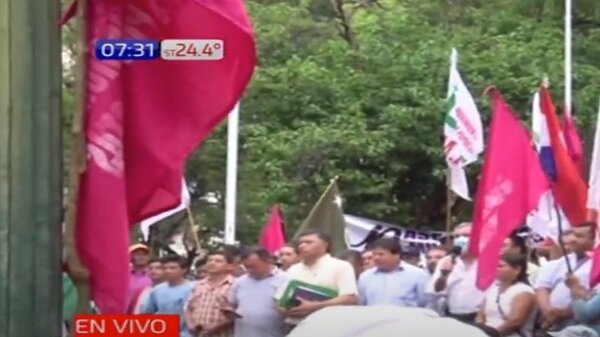 Anuncian masiva marcha campesina en Asunción | Noticias Paraguay