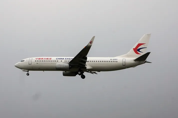 Sin indicios de supervivientes del avión siniestrado en China