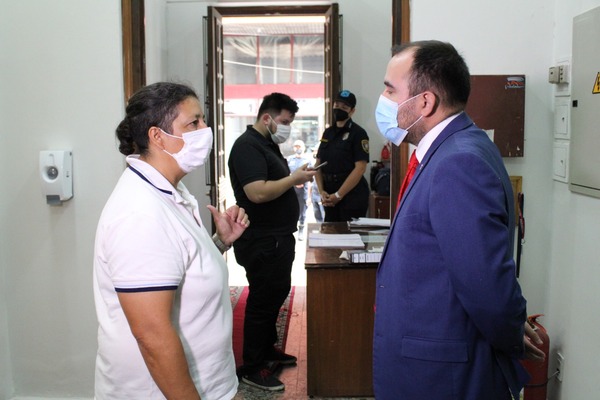 Madre de Karen Maciel pide al JEM que destituya a la fiscal Zulma Benítez - Megacadena — Últimas Noticias de Paraguay