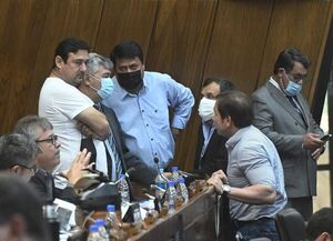 Negociaciones de impunidad y “operación cicatriz” salvaron a Sandra Quiñónez, lamentan opositores - Nacionales - ABC Color