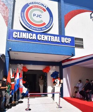Inauguran la Clinica Central de la Universidad Central del Paraguay