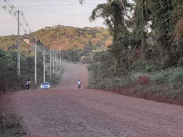 Cambyretá: Prevén construcción de empedrados en camino de acceso al nuevo puente sobre el arroyo Potiy