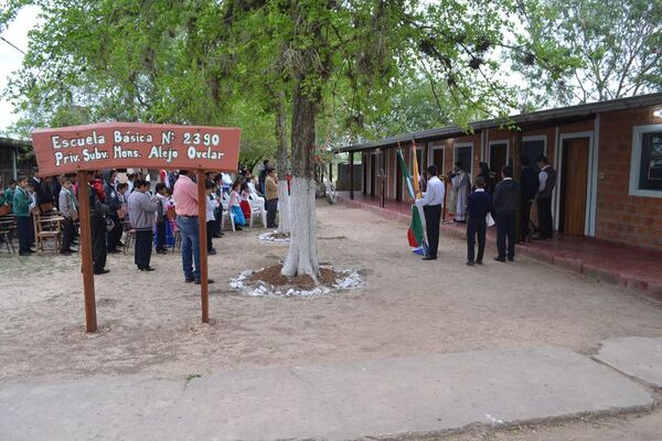 Diálogo entre iglesias de distinta denominación permite ayuda a escuela del Chaco - Noticias del Chaco - ABC Color