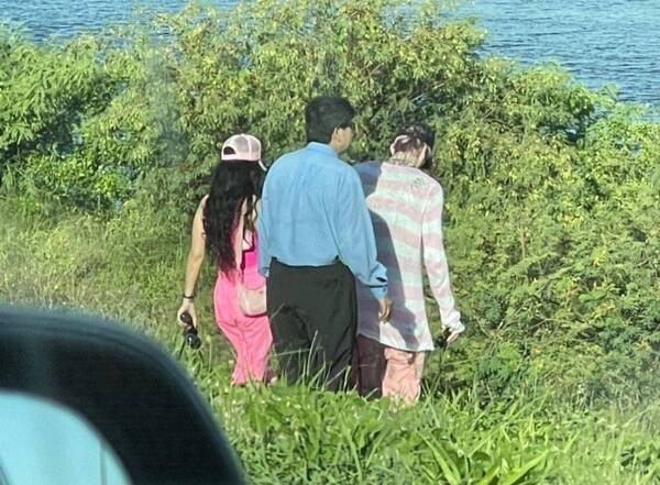 Crónica / Muni aclara sobre “yuyal” en costanera luego de visita de Megan Fox