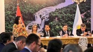 Autoridades firman acta de interés para construir puente entre Presidente Franco y Puerto Iguazú