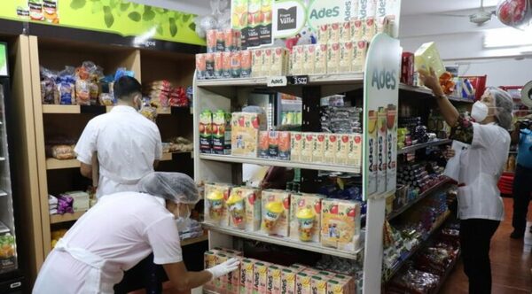 En control rutinario, descubren productos vencidos en un supermercado asunceno