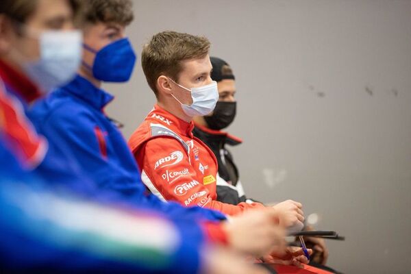 Duerksen inicia el miércoles los test oficiales en Barcelona - ABC Motor 360 - ABC Color