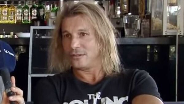 El exfutbolista Claudio Caniggia negó haber abusado de su exesposa Mariana Nannis