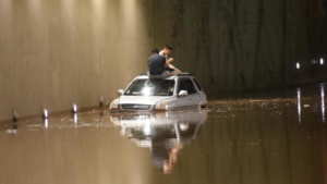 Intendente de Asunción lamenta vivir en una ciudad inundada y pide comprensión
