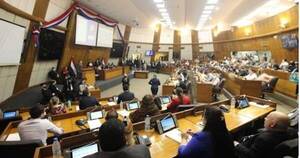 La Nación / No prosperó el juicio político a la fiscal general del Estado