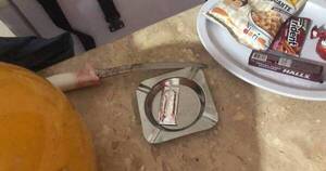 La Nación / Matan a cuchilladas a un hombre en un motel