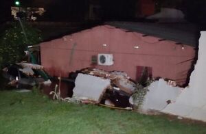 Diario HOY | Hombre fallece aplastado tras derrumbe de muralla de su casa
