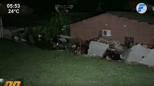 Temporal causó desplome de muro que acabó con la vida de una persona | Noticias Paraguay