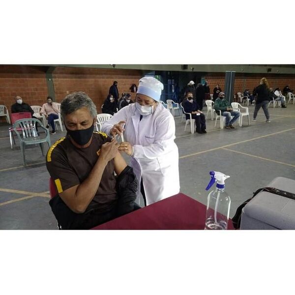 Casos de influenza aumentan, pero aún no hay vacunas - Radio Imperio