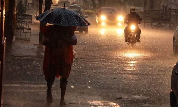 Meteorología anuncia lluvias y vientos de hasta 120 km/h para este miércoles