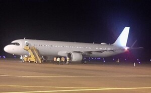 Miley Cyrus amaneció en Sao Paulo tras el aterrizaje en Minga Guazú
