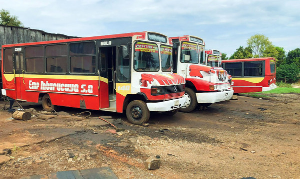 Vecinos se organizan para exigir transporte público - La Clave
