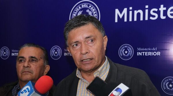 Campesinos insisten en declarar emergencia y en derogar ley Riera- Zavala