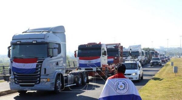 Desorientación en el Ejecutivo: se dilata proyecto y camioneros vendrán a Asunción