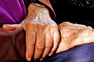 Salud cuenta con hogares públicos para adultos mayores | Lambaré Informativo