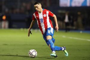 Selección paraguaya viaja por tierra a Ciudad del Este debido al mal tiempo - El Independiente