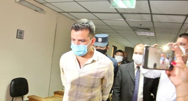 Revocan prisión de René Olmedo, imputado por agresión en discoteca