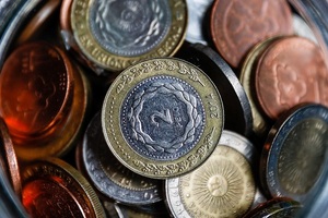 Argentina retrotrae el precio de 580 productos por el avance de la inflación - MarketData