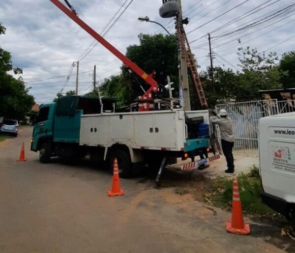 Diario HOY | Ande activa el “Código Amarillo” para reponer servicio de energía eléctrica tras el temporal