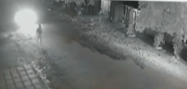 Mujer fue arrollada por un vehículo que luego se dio a la fuga en Obligado