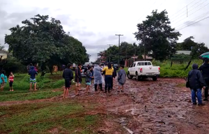 Hallan cuerpo sin vida de niña que cayó a un arroyo en Ciudad del Este