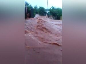 Niña muere tras ser arrastrada por raudal en Ciudad del Este