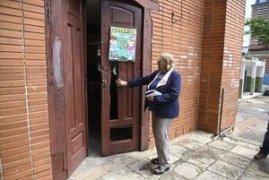 En reiterados ataques maleantes prácticamente vaciaron escuela en el casco histórico de Asunción - Nacionales - ABC Color