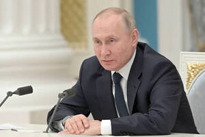 Rusia obligará a los “países hostiles” que sancionaron a sus bancos a que compren rublos para poder pagar el suministro de gas y petróleo