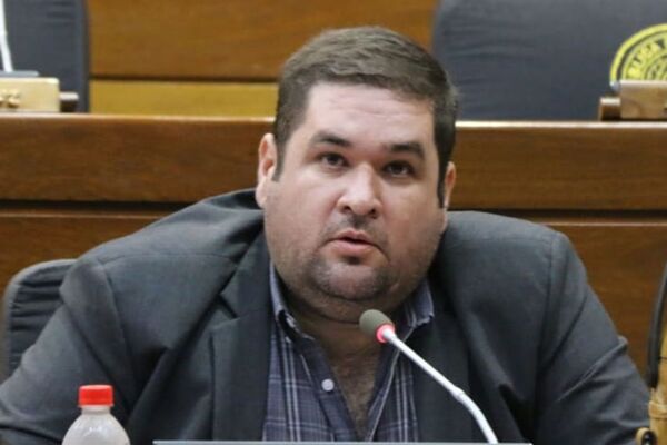 Diputado busca que se estabilice precios de la canasta básica - La Clave