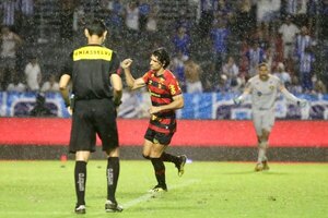Blas Cáceres y su aporte fundamental para la clasificación de Sport Recife